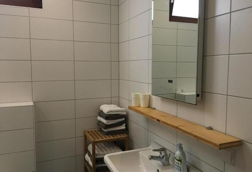 استودیوی استاندارد, Uferperle   Gästehaus Am Bodensee