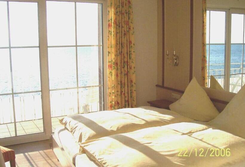 اتاق استاندارد با چشم‌انداز دریاچه, Seehotel Zur Münz