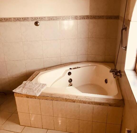 اتاق استاندارد با وان آب گرم, La Aldea