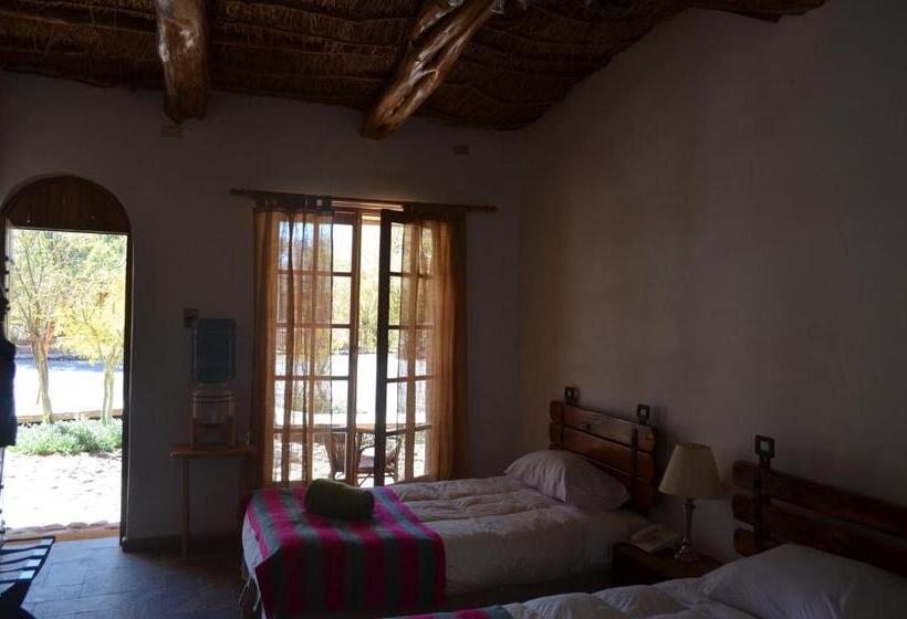 اتاق استاندارد سه نفره, La Aldea