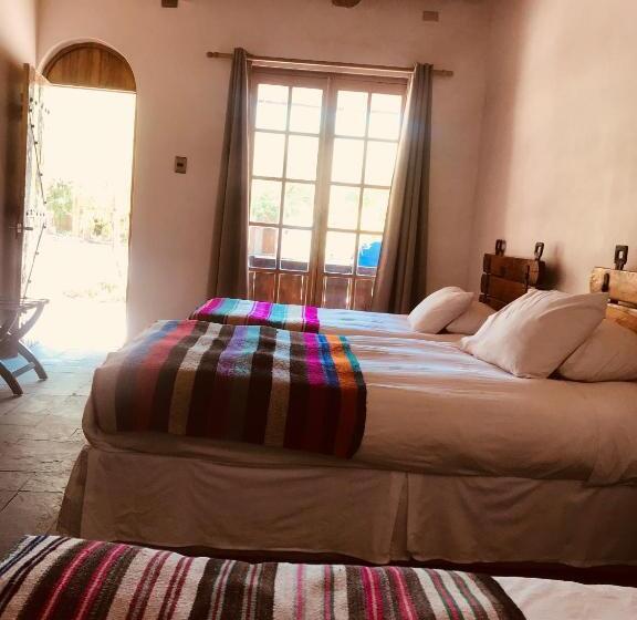 اتاق استاندارد سه نفره, La Aldea