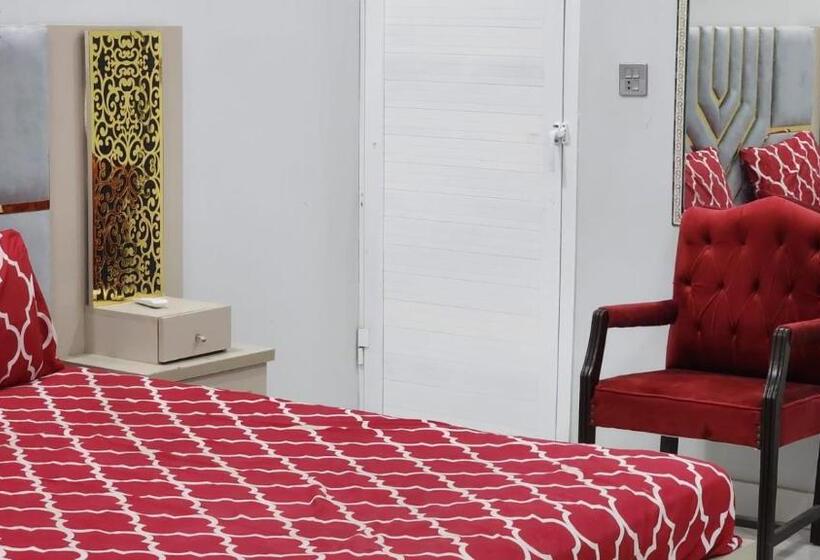 اتاق لوکس, Karachi Guest House Gulshan E Iqbal