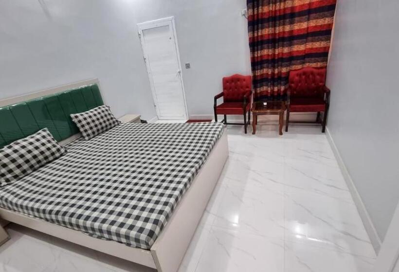 اتاق لوکس, Karachi Guest House Gulshan E Iqbal