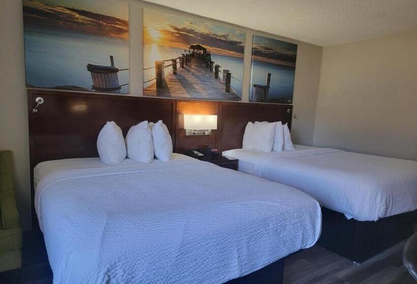 Standard Interior Room, Days Inn By Wyndham Dothan