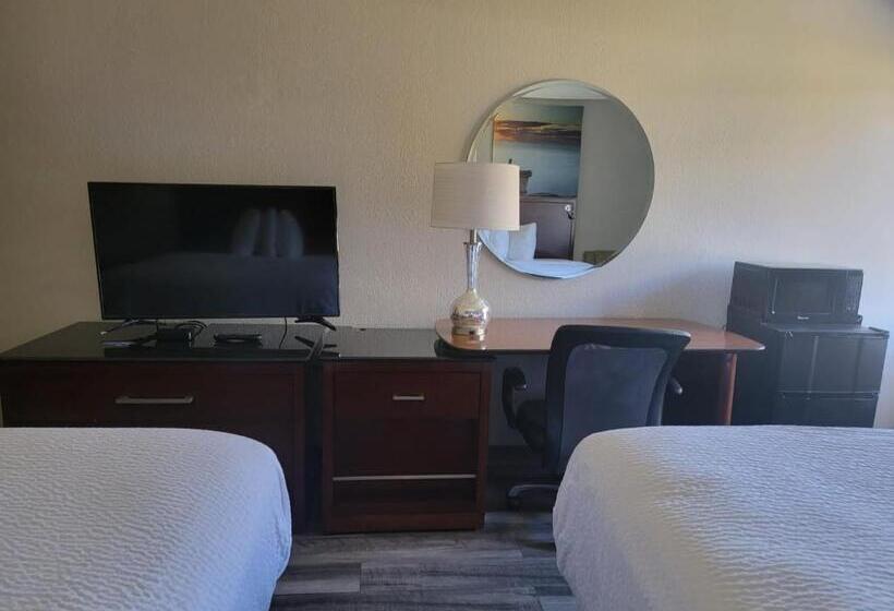 Standard Room, Days Inn By Wyndham Dothan