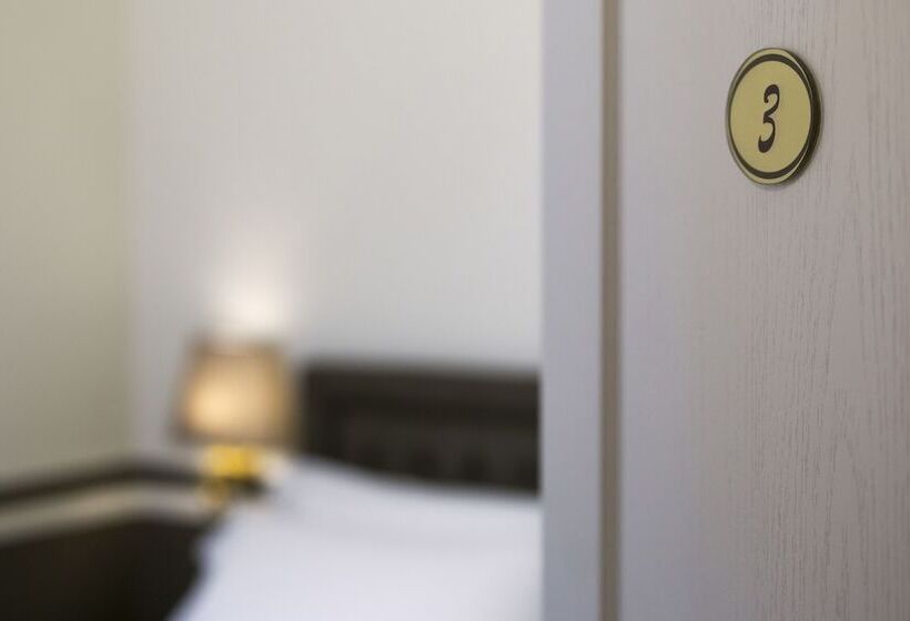 اتاق لوکس با تخت بزرگ, Residenza Molinari Suite