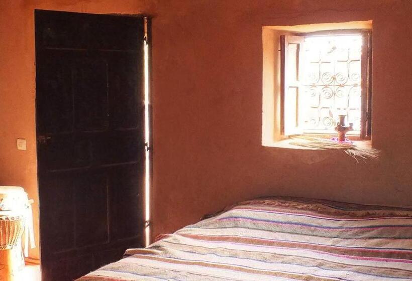 اتاق خانوادگی, Auberge Tigida