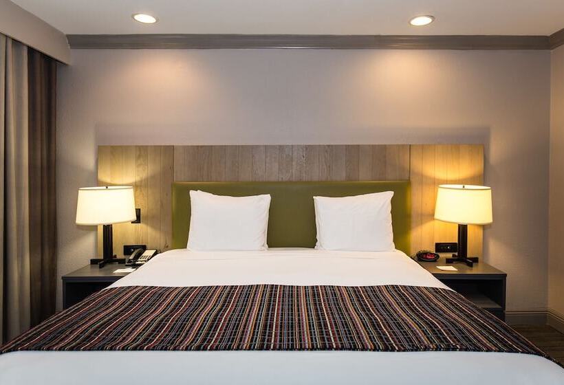 Habitación Premium, Country Inn & Suites By Radisson, Metairie , La