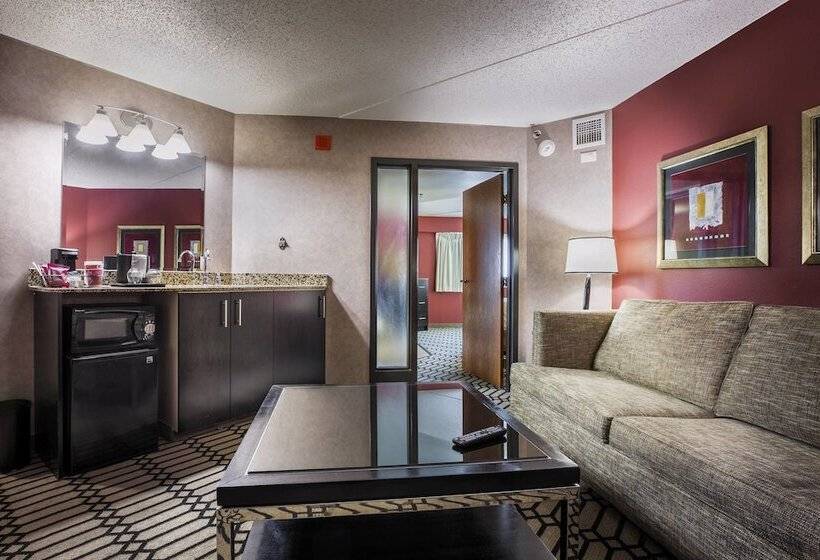 Suite, Delta S By Marriott Fargo