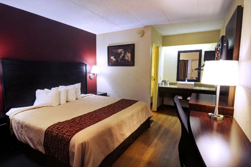 اتاق سوپریور با تخت بزرگ, American Inn & Suites Bishop Airport Flint