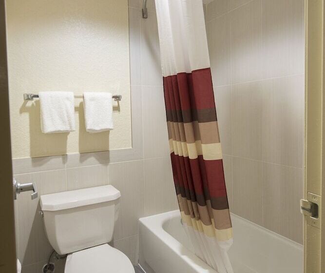 اتاق لوکس, Red Roof Inn Houston  Brookhollow