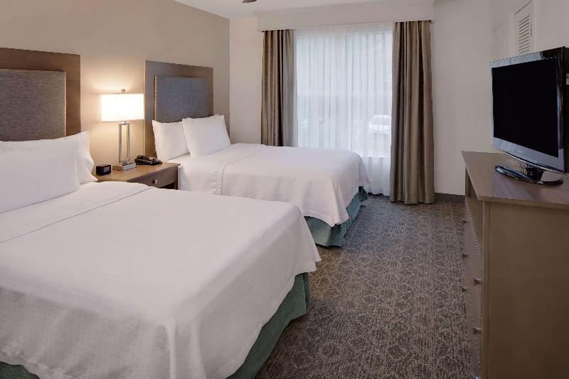 سوئیت با تخت بزرگ, Red Roof Inn Milford  New Haven