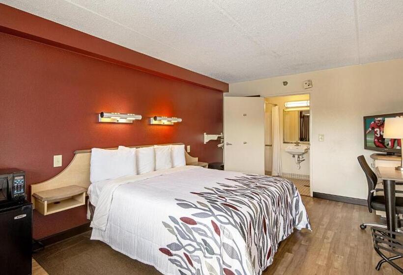 اتاق استاندارد با تخت بزرگ برای معلولان, Red Roof Inn Pittsburgh North  Cranberry Township
