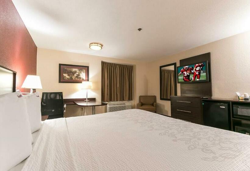 اتاق سوپریور با تخت بزرگ, Red Roof Inn Plus+ Austin South