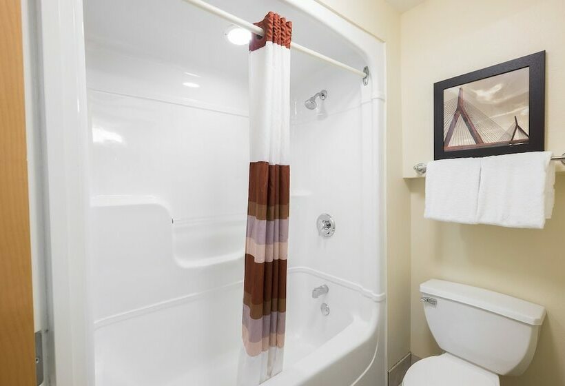 اتاق لوکس, Red Roof Inn Plus+ Austin South
