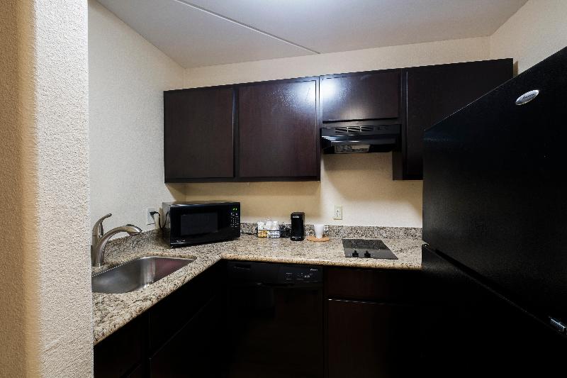 חדר סטנדרט, Red Roof Inn Plus+ Houston   Energy Corridor