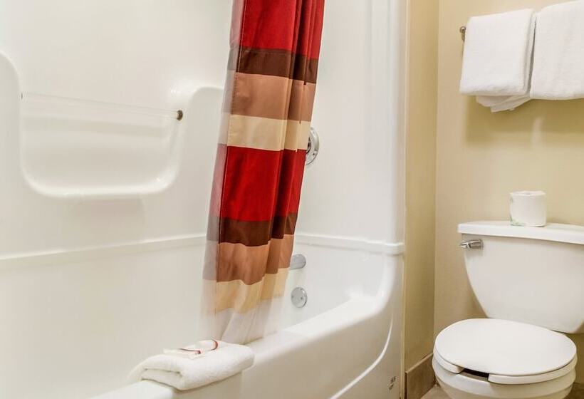 اتاق لوکس, Red Roof Inn Plus Raleigh Downtown Ncsu Conv Center