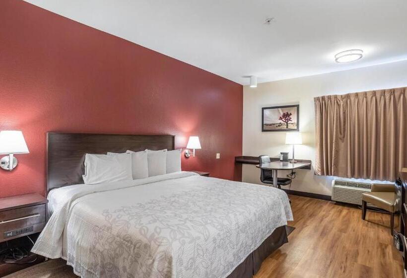 اتاق سوپریور با تخت بزرگ, Red Roof Inn Plus Raleigh Downtown Ncsu Conv Center