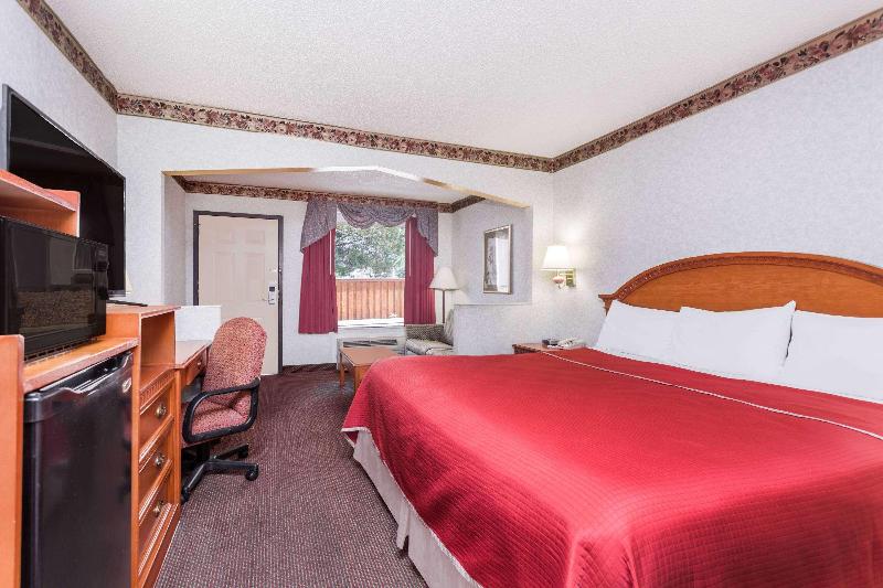 سوئیت با تخت بزرگ, Travelodge By Wyndham Chattanooga/hamilton Place