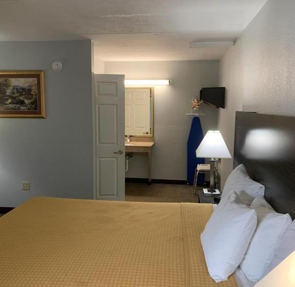 اتاق استاندارد با تخت بزرگ برای معلولان, Travelodge By Wyndham Pigeon Forge