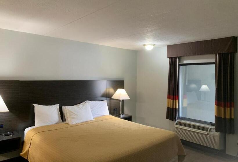 اتاق استاندارد با تخت بزرگ برای معلولان, Travelodge By Wyndham Pigeon Forge