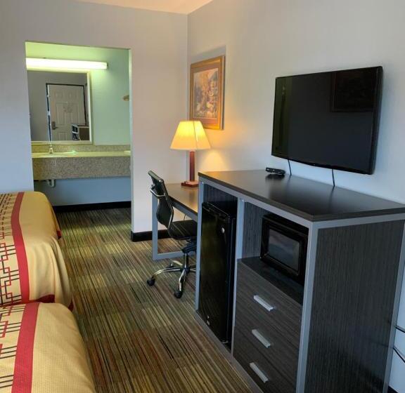 اتاق استاندارد, Travelodge By Wyndham Pigeon Forge