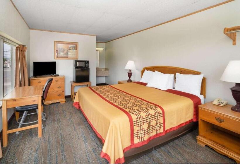 اتاق استاندارد با چشم‌انداز کوهستان, Travelodge By Wyndham Pigeon Forge