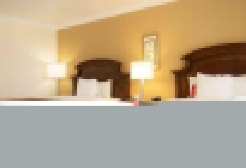 اتاق لوکس با چشم‌انداز شهر, Ramada Plaza By Wyndham Marco Polo Beach Resort