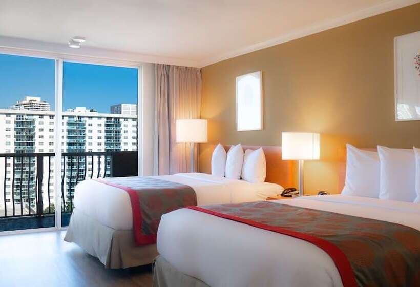 Deluxe Room City View, Ramada Plaza By Wyndham Marco Polo Beach Resort