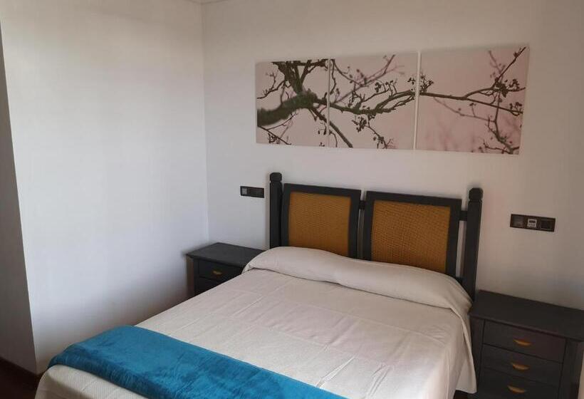 اتاق لوکس با بالکن, La Casona Canaria Boutique Home B & B
