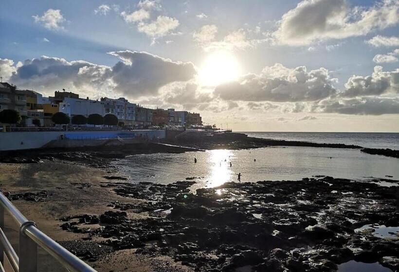 اتاق لوکس با بالکن, La Casona Canaria Boutique Home B & B