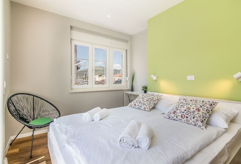 اتاق اکونومی, 4 Elements Old Town Views Rooms