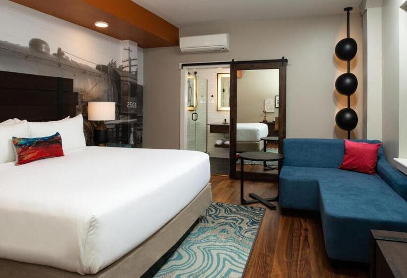 اتاق استاندارد با تخت بزرگ, Indigo Spokane Downtown, An Ihg