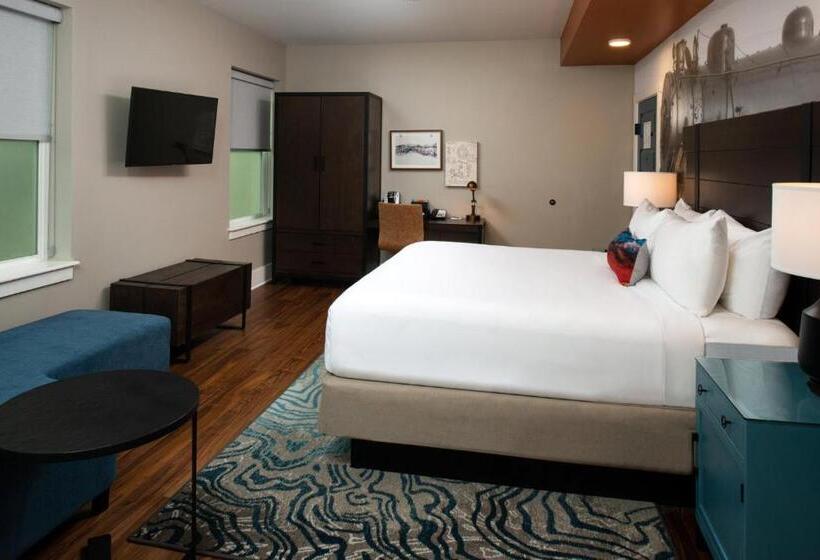 اتاق استاندارد با تخت بزرگ, Indigo Spokane Downtown, An Ihg