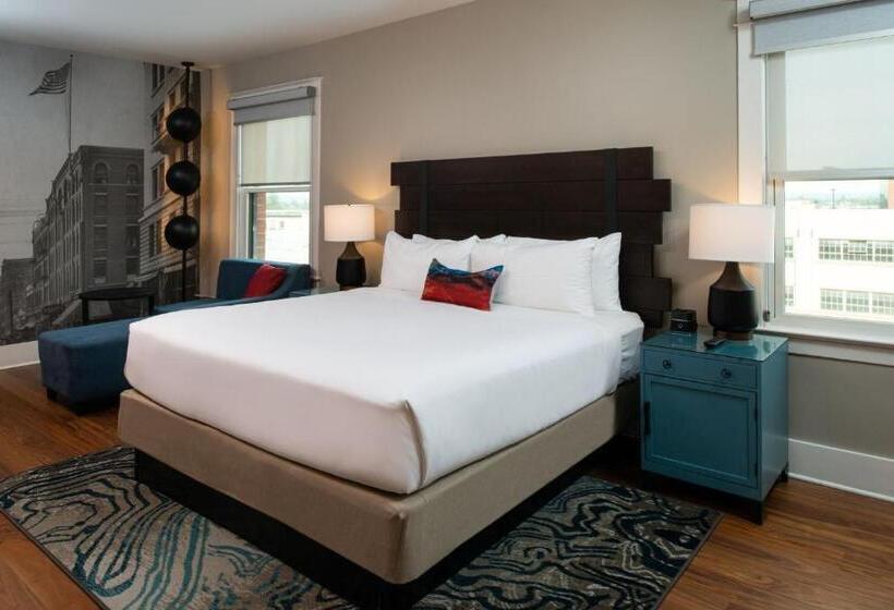اتاق استاندارد با چشم‌انداز شهر, Indigo Spokane Downtown, An Ihg
