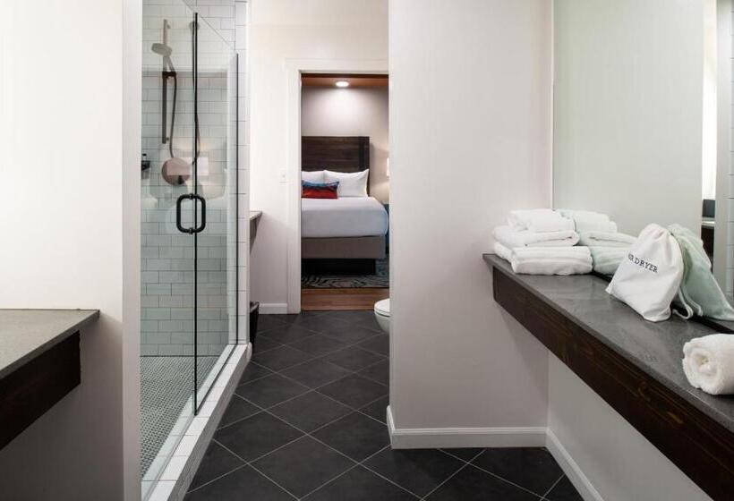 سوئیت 2 خوابه, Indigo Spokane Downtown, An Ihg