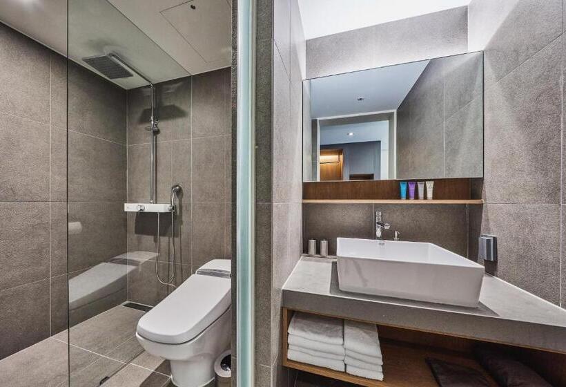 اتاق سوپریور با چشم‌انداز, Phoenix Hotel Pyeongchang