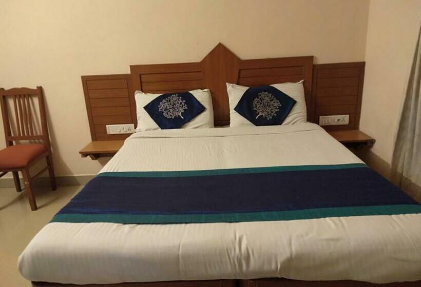 اتاق اکونومی, Silver Cloud Hotel Sholinganallur