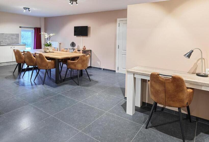 سوییت خانوادگی, B&b Hoeve De Brieser