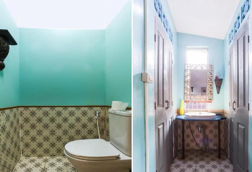 سوییت سوپریور, Oyo Old Town Boutique Hostel
