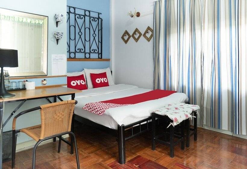 سوییت, Oyo Old Town Boutique Hostel
