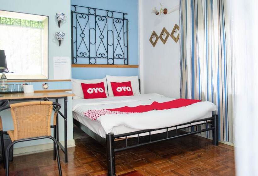 سوییت, Oyo Old Town Boutique Hostel