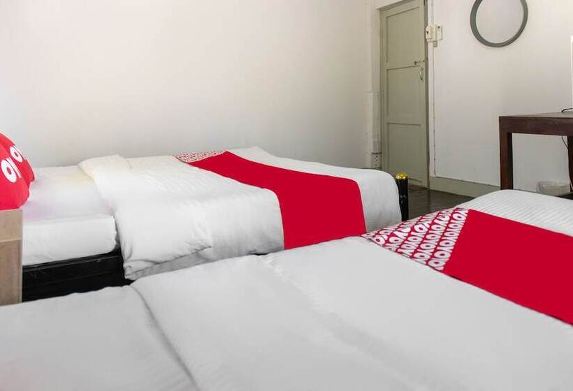 سوییت سوپریور, Oyo Old Town Boutique Hostel