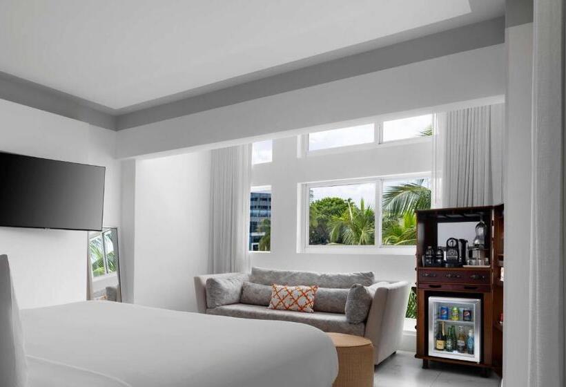 اتاق لوکس با تخت بزرگ, Nautilus Sonesta Miami Beach