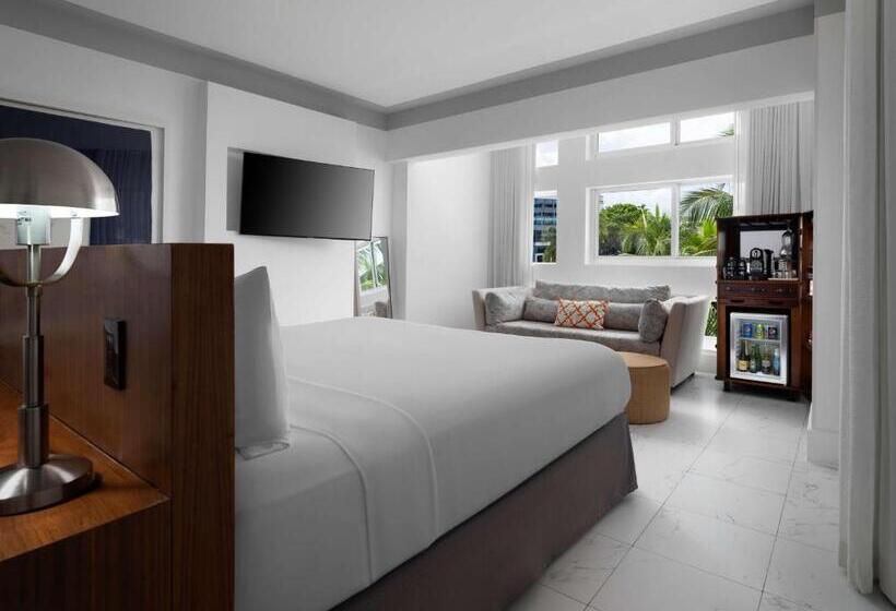 اتاق لوکس با تخت بزرگ, Nautilus Sonesta Miami Beach