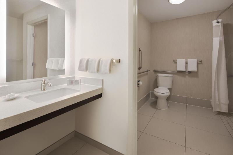 سوییت, Residence Inn Indianapolis Airport