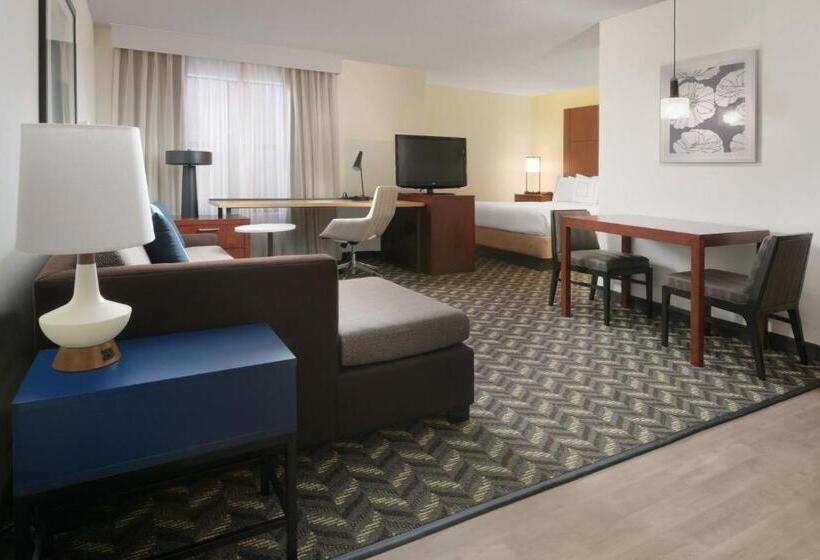 استودیوی استاندارد, Residence Inn Dallas Addison/quorum Drive