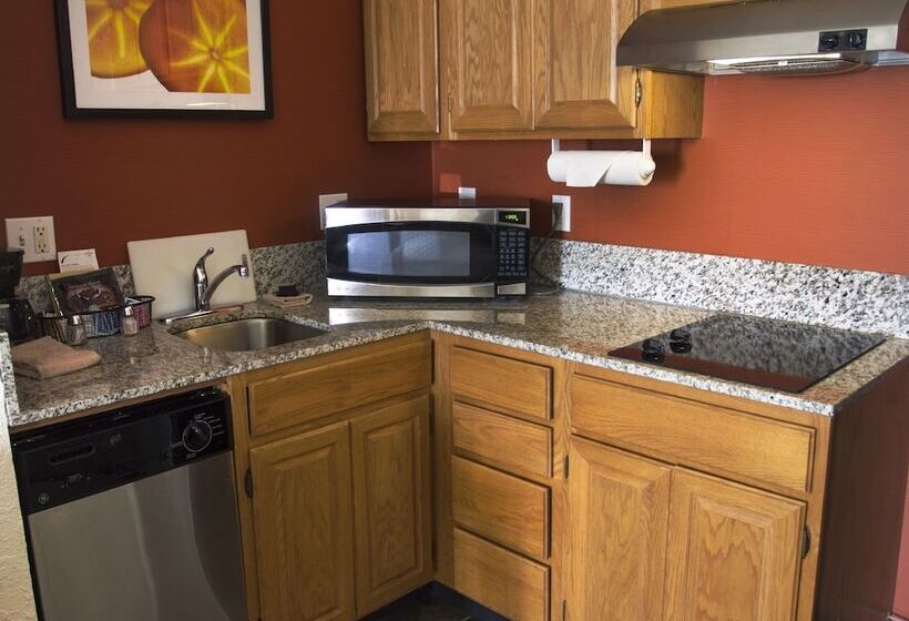 2 Bedroom Suite, Residence Inn Danbury