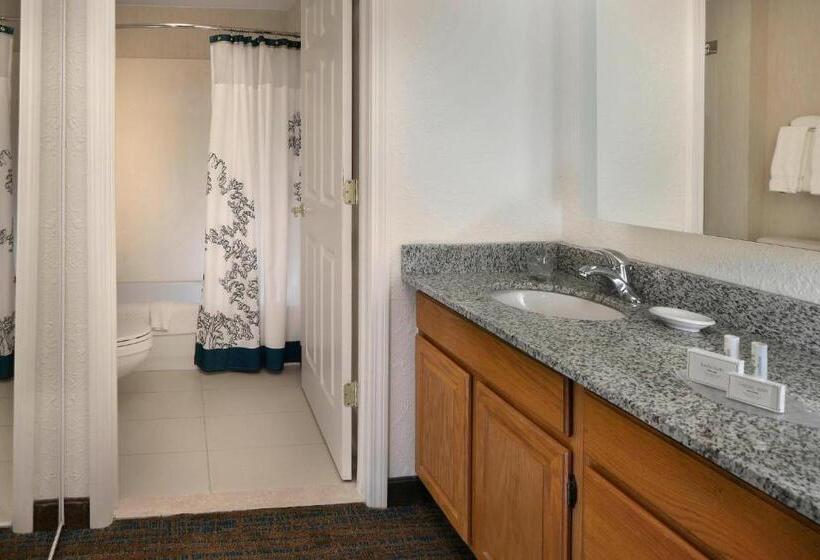 سوییت, Residence Inn Danbury