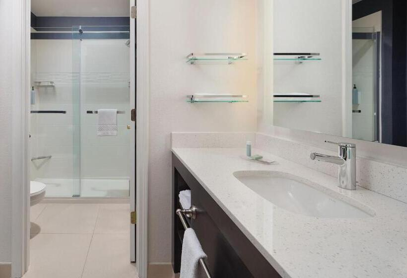 استودیوی استاندارد با تخت دوبل, Residence Inn Pinehurst Southern Pines